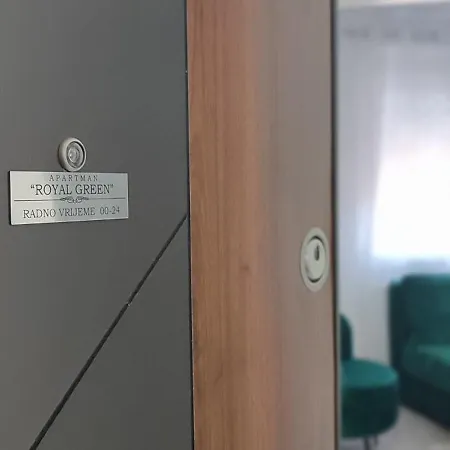 Royal 아파트 도보이